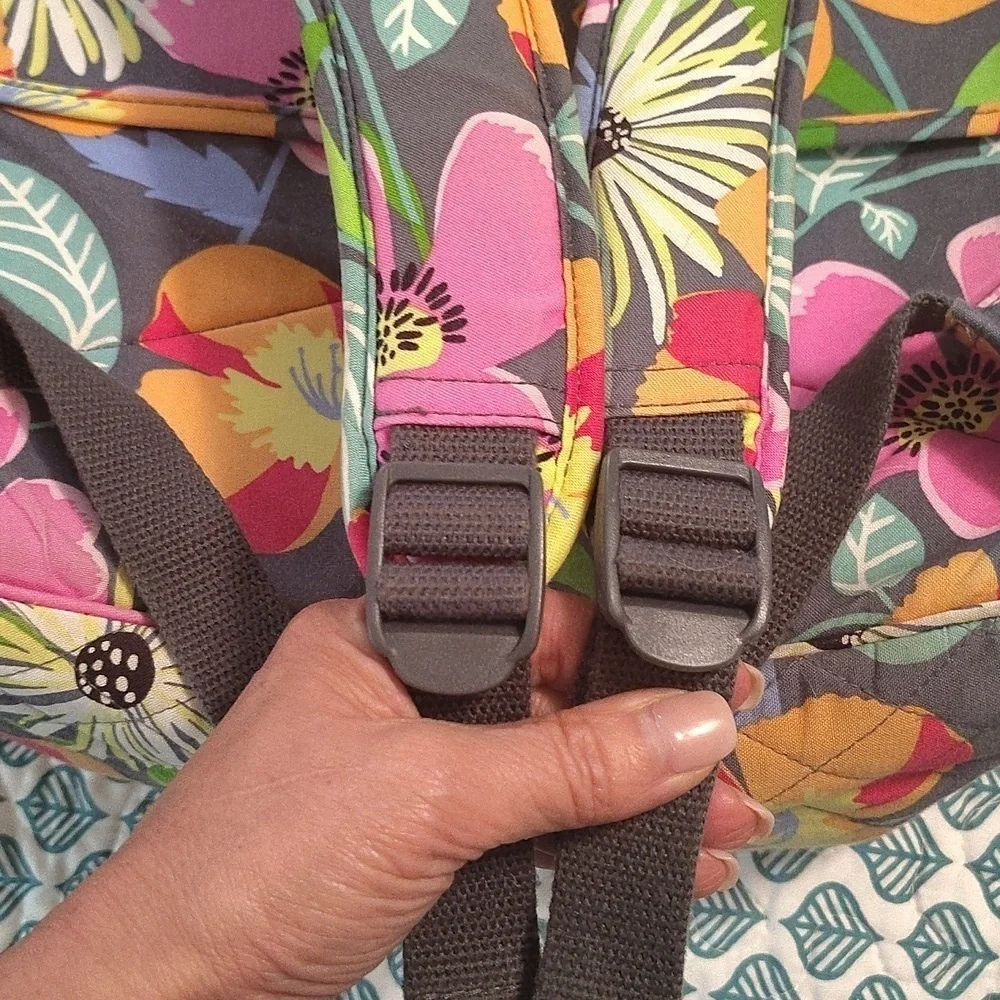 Vera Bradley Jazzy Blooms Large Backpack Retired Vintage Luggage Strap